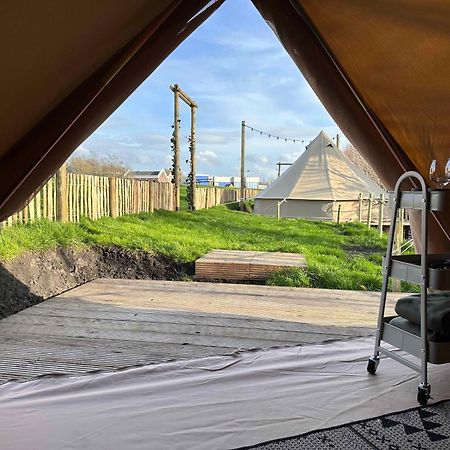 Bell Tent Warmond Eksteriør bilde